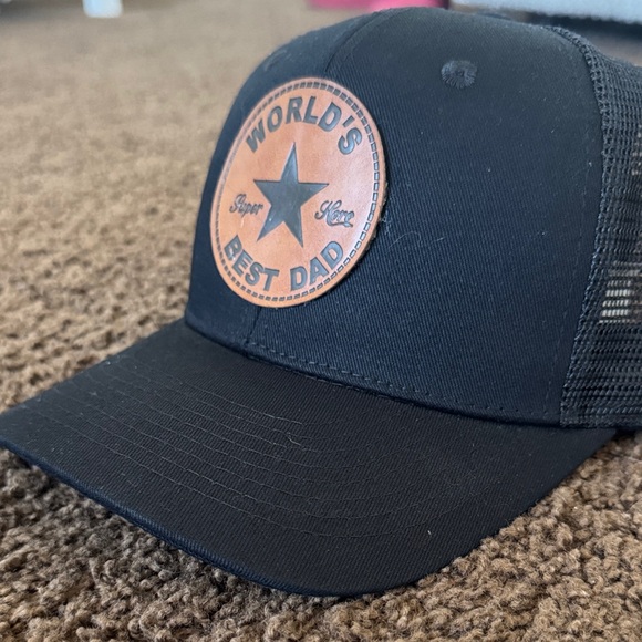 World's Best Dad Black SnapBack - Picture 2 of 4